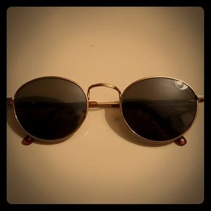 90 oval sunglasses